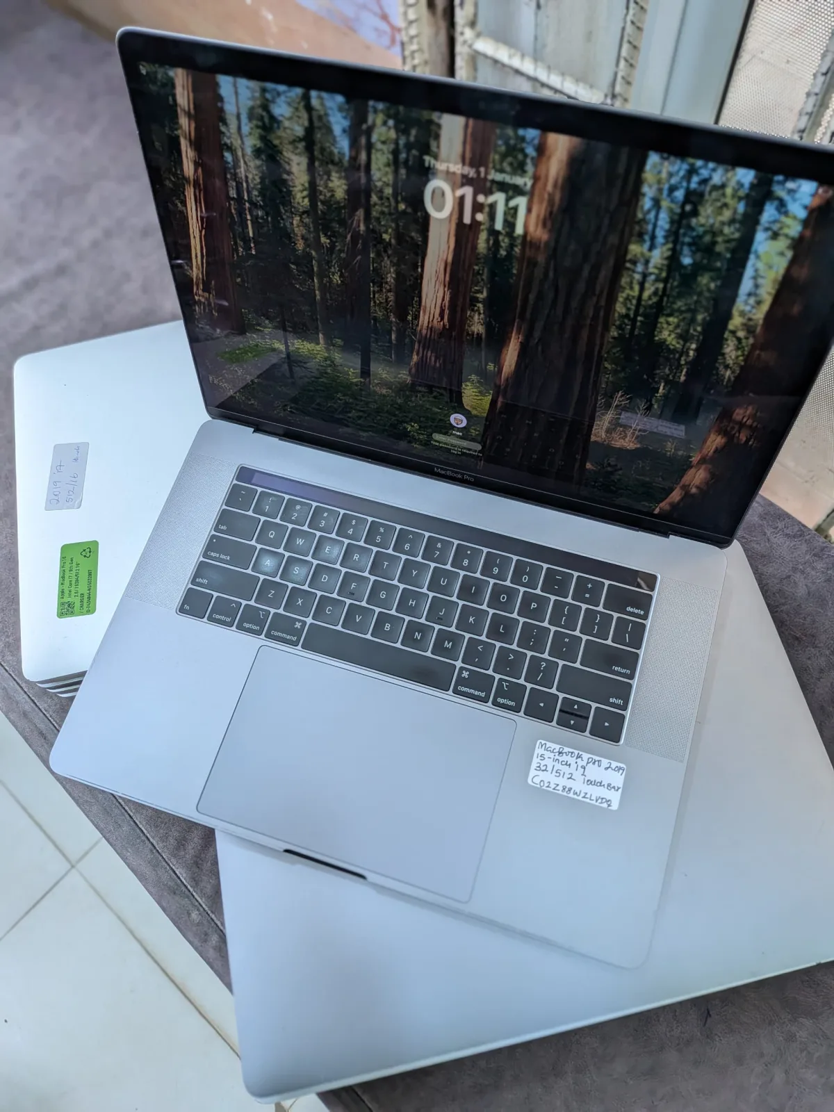 Apple MacBook Pro 16" 2019 || 512gb SSD 16gb RAM with Touch Bar || 4gb Dedicated